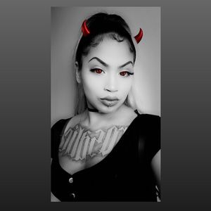 Meet your Posher, Alexis